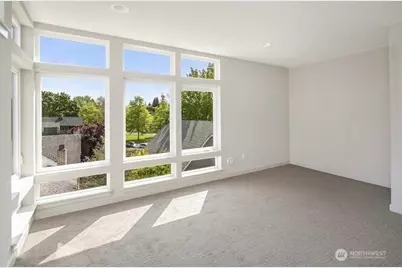 6211 9th Avenue NE #A, Seattle, WA 98115 - Photo 7