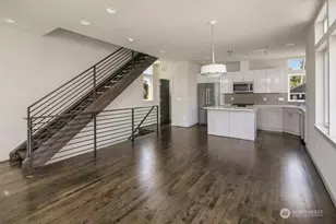 6211 9th Ave NE, Seattle, WA 98115 - Photo 5