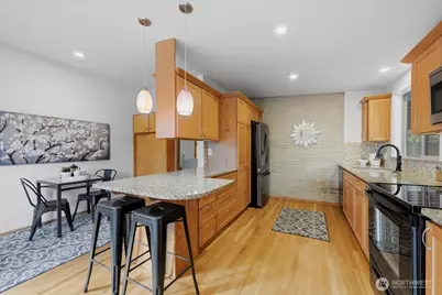 3739 NE 192nd Street, Lake Forest Park, WA 98155 - Photo 9