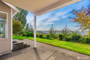 10705 176th Ave E, Bonney Lake, WA 98391 - Photo 31