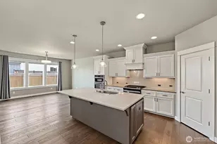12522 175th St E, Puyallup, WA 98374 - Photo 9