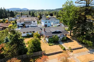 1811 9th St, Anacortes, WA 98221 - Photo 5