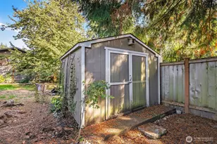 4501 W Tapps Dr E, Lake Tapps, WA 98391 - Photo 29