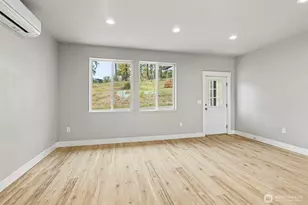 518 Clark Creek Rd, Longview, WA 98632 - Photo 13