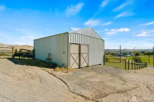 3670 N Wenas, Selah, WA 98942 - Photo 37