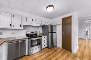 1200 Lincoln St, Bellingham, WA 98229 - Photo 9