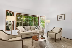 7548 Ravenna Ave NE, Seattle, WA 98115 - Photo 5