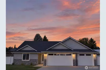 873 NE Tyler Place, East Wenatchee, WA 98802 - Photo 1
