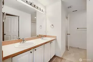 23735 SE Summerhill Ln, Issaquah, WA 98029 - Photo 15