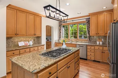 13905 212th Drive NE, Woodinville, WA 98077 - Photo 9