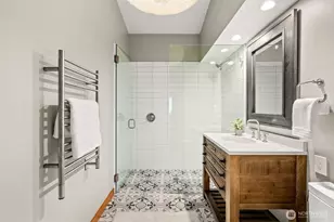 9796 NE Murden Cove Dr, Bainbridge Island, WA 98110 - Photo 29