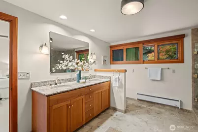 9796 NE Murden Cove Drive, Bainbridge Island, WA 98110 - Photo 27