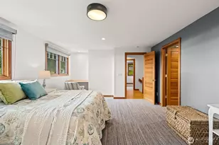 9796 NE Murden Cove Dr, Bainbridge Island, WA 98110 - Photo 31