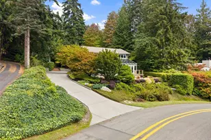 9796 NE Murden Cove Dr, Bainbridge Island, WA 98110 - Photo 39