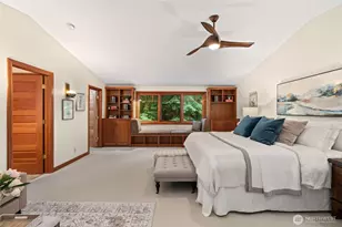 9796 NE Murden Cove Dr, Bainbridge Island, WA 98110 - Photo 23
