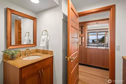 9796 NE Murden Cove Drive, Bainbridge Island, WA 98110 - Photo 21