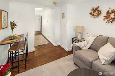 5429 Renton Avenue S, Seattle, WA 98118 - Photo 7