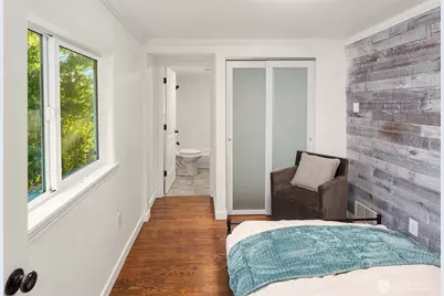 5429 Renton Avenue S, Seattle, WA 98118 - Photo 9