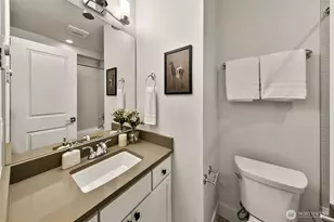 941 W McGraw St, Seattle, WA 98119 - Photo 25