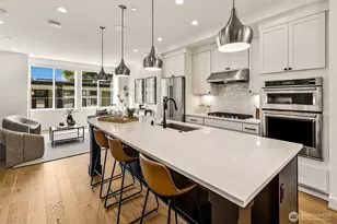 941 W McGraw St, Seattle, WA 98119 - Photo 5