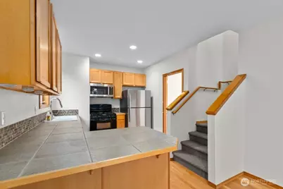 12041 33rd Avenue NE #A, Seattle, WA 98125 - Photo 13