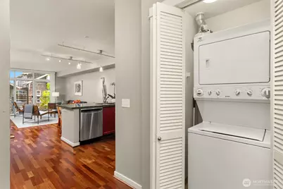 125 Ferncliff Avenue NE #E242, Bainbridge Island, WA 98110 - Photo 17