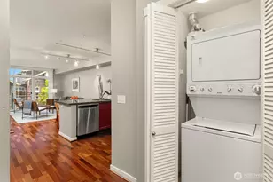 125 Ferncliff Ave NE, Bainbridge Island, WA 98110 - Photo 17