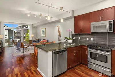 125 Ferncliff Avenue NE #E242, Bainbridge Island, WA 98110 - Photo 13