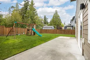 8153 Comox Rd, Blaine, WA 98230 - Photo 35