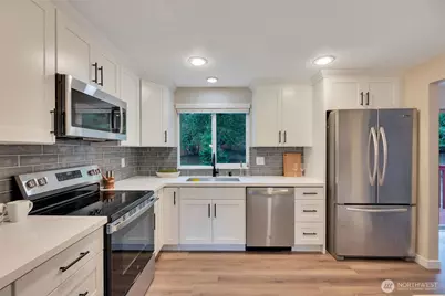 14610 198th Street SE, Renton, WA 98058 - Photo 7