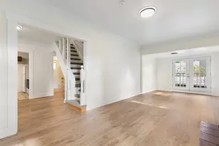 5016 5018 9th Ave NE, Seattle, WA 98105 - Photo 7