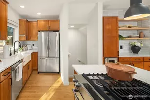 218 24th Ave E, Seattle, WA 98112 - Photo 17