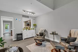 10042 Main St, Bellevue, WA 98004 - Photo 9