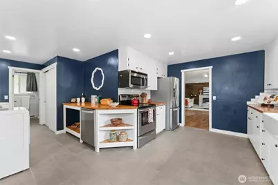 10418 Park Avenue S, Tacoma, WA 98444 - Photo 7
