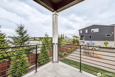 16021 Manor Way #E4, Lynnwood, WA 98087 - Photo 9