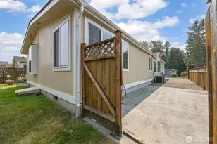 3802 James St, Bellingham, WA 98226 - Photo 3