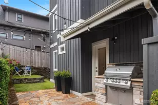 5770 Ashworth Ave N, Seattle, WA 98103 - Photo 39