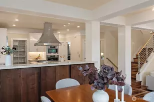 5770 Ashworth Ave N, Seattle, WA 98103 - Photo 13
