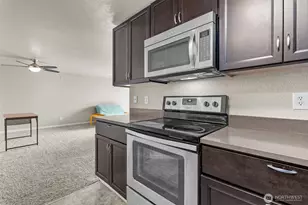 9815 Holly Dr, Everett, WA 98204 - Photo 9