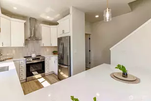 1717 S 17th St, Tacoma, WA 98405 - Photo 15