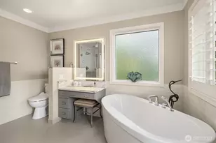 371 Vine St, Camano Island, WA 98282 - Photo 17