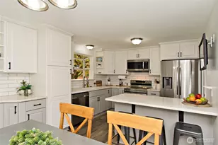 15605 NE 1st St, Bellevue, WA 98008 - Photo 3
