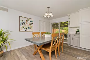 15605 NE 1st St, Bellevue, WA 98008 - Photo 7