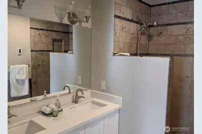 751 NW Juniper St #751, Issaquah, WA 98027 - Photo 13
