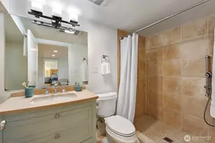 2305 NW 85th St, Seattle, WA 98117 - Photo 21