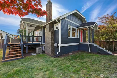 2305 NW 85th Street, Seattle, WA 98117 - Photo 1