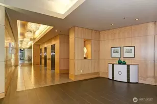 10610 NE 9th Street Pl, Bellevue, WA 98004 - Photo 23
