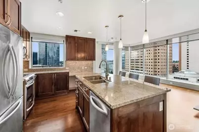 10610 NE 9th Street Pl #1202, Bellevue, WA 98004 - Photo 7