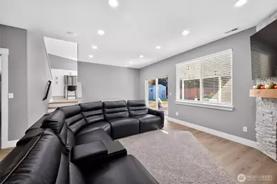 2526 187th Street E, Tacoma, WA 98445 - Photo 25