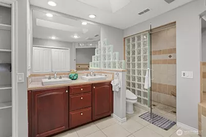 2958 Kennewick Pl Place NE, Renton, WA 98056 - Photo 19